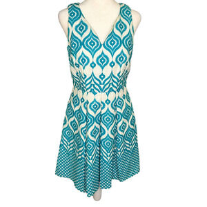 TAYLOR Blue and White Dress Size 2